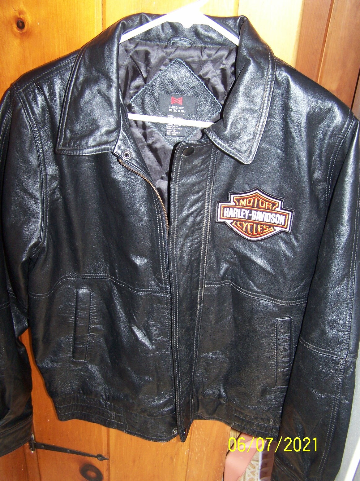 Harley-Davidson patch on youth's size XL (18) black leather Harley-Davidson patch on youth's size XL (18) black leather