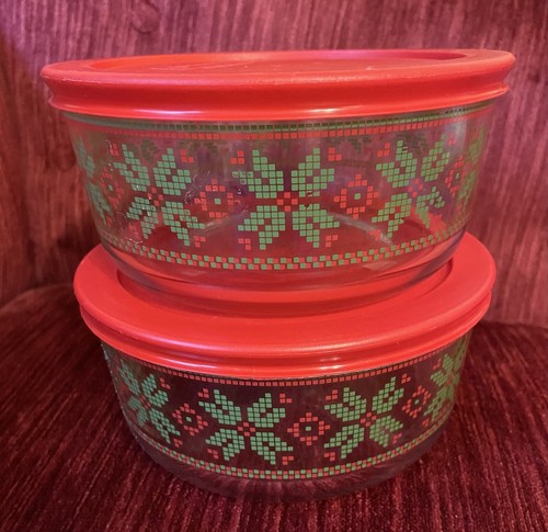 S With Lids, 4 Cup, Christmas Cross Stitch