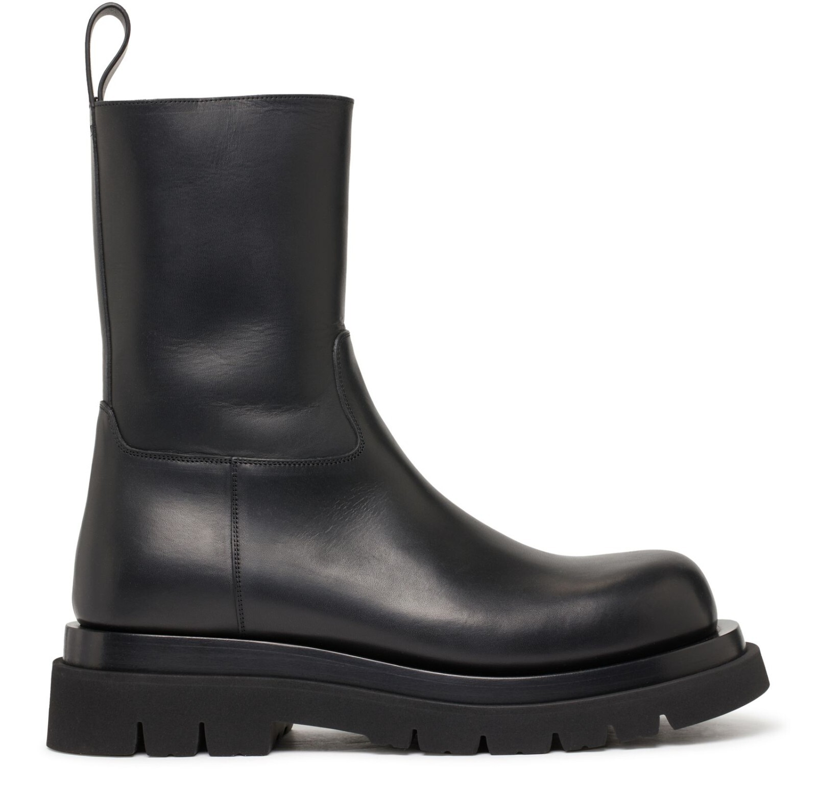 【Sale】 Bottega Venetta Lug Sole Bootsブーツ BOTTEGA VENETA Lug Black Leather Boots New And Authentic | eBay