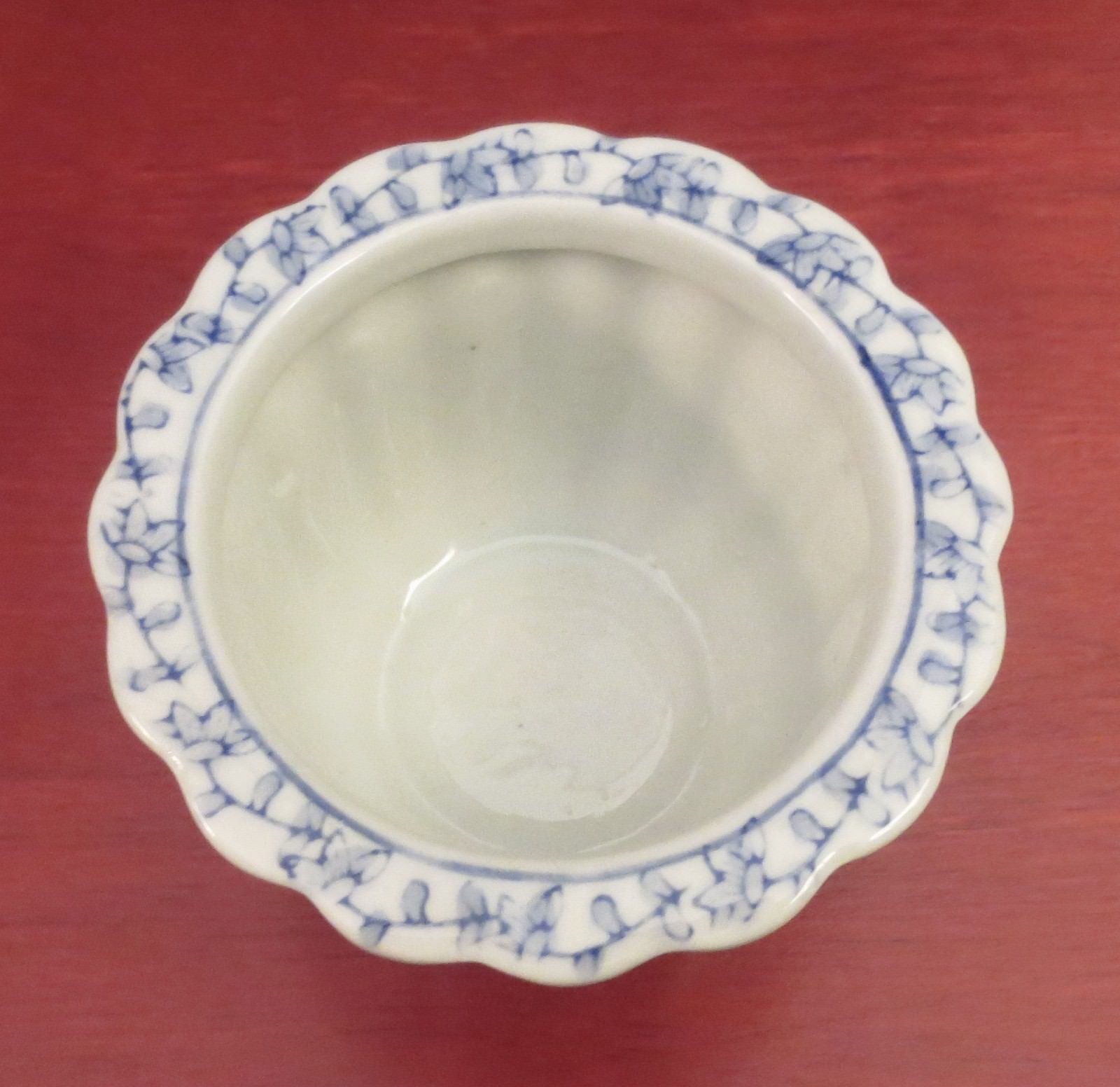 Vintage Blue & White Floral Fluted or Scalloped Small Bowl ~ 4