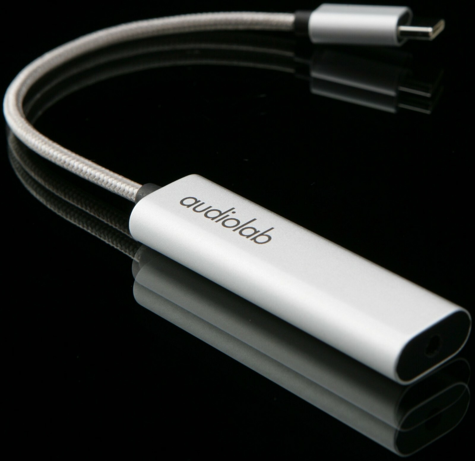 audiolab P-DAC Portable Headphone Amp / USB 24-bit ESS DAC AUTHORIZED-DEALER