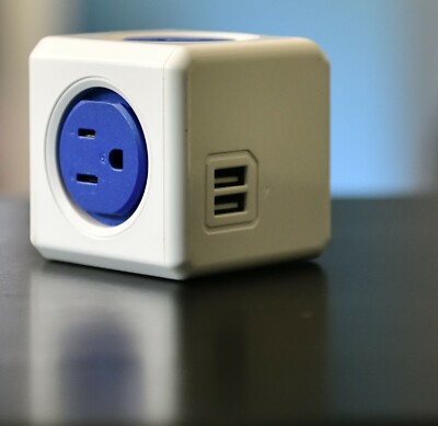 Allocacoc Original POWERCUBE - 4 Outlets Dual - USB Port Surge Protector Adapter