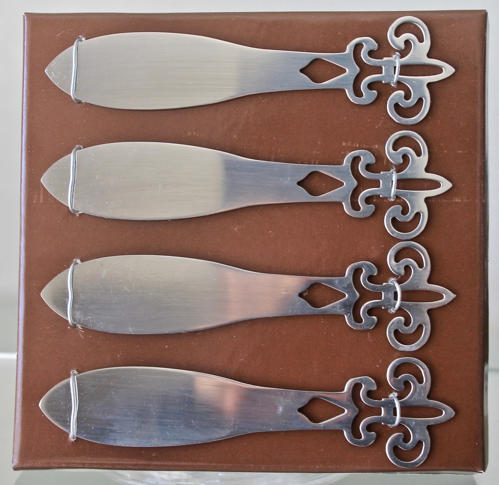 KIRKLANDS FORKS/SPOONS ENTERTAINING ESSENTIALS STAINLESS STEELE NEW IN GIFT BOX