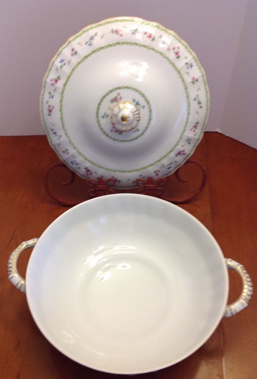 BERNARDAUD ARTOIS GREEN Round Footed Covered Vegetable Bowl EUC to NEAR MINT