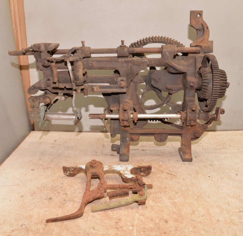 Rare antique Pease cast iron industrial apple peeler corer machine collectible