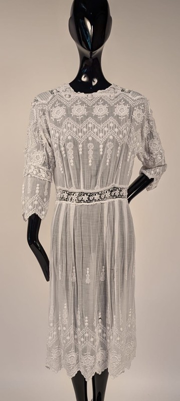 EDWARDIAN WHITE TEA DRESS W DENSE GEOMETRIC + FLORAL EMBROIDERY