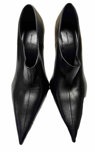 Balenciaga ブラック ポインテッドトゥ ミュール　37 BALENCIAGA ポインテッドトゥミュール 36 - メルカリ