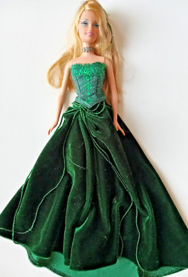2004 holiday barbie green shop