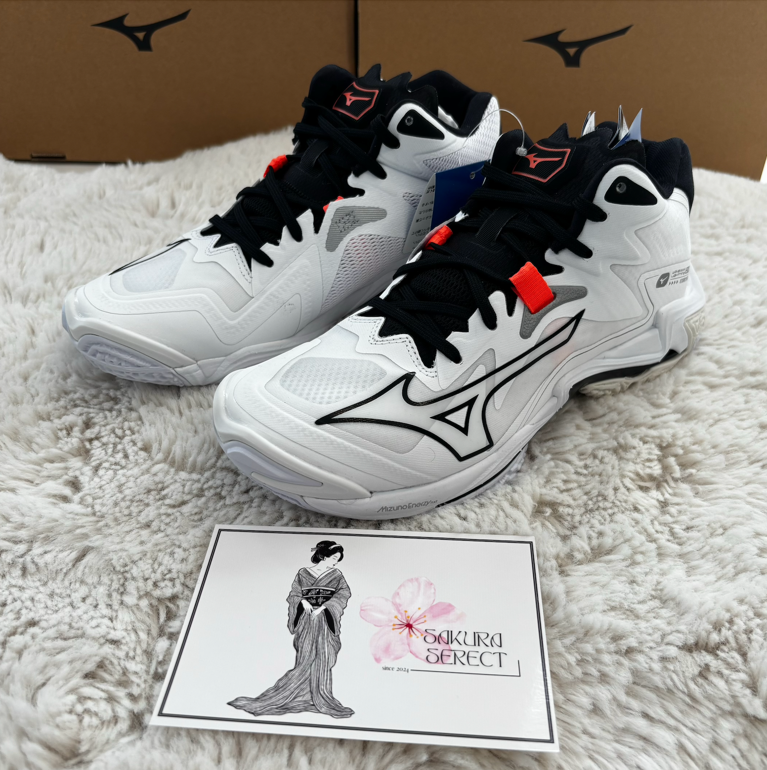 MIZUNO Volleyball Shoes WAVE LIGHTNING Z8 MID V1GA2405 51 MIZUNO Volleyball Shoes WAVE LIGHTNING Z8 MID V1GA2405 51