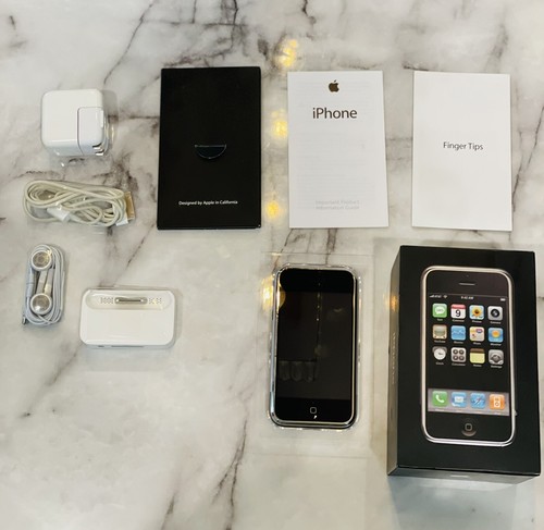 【レア】初代iPhone 未開封の初代iPhone、2600万円で落札 - CNN.co.jp