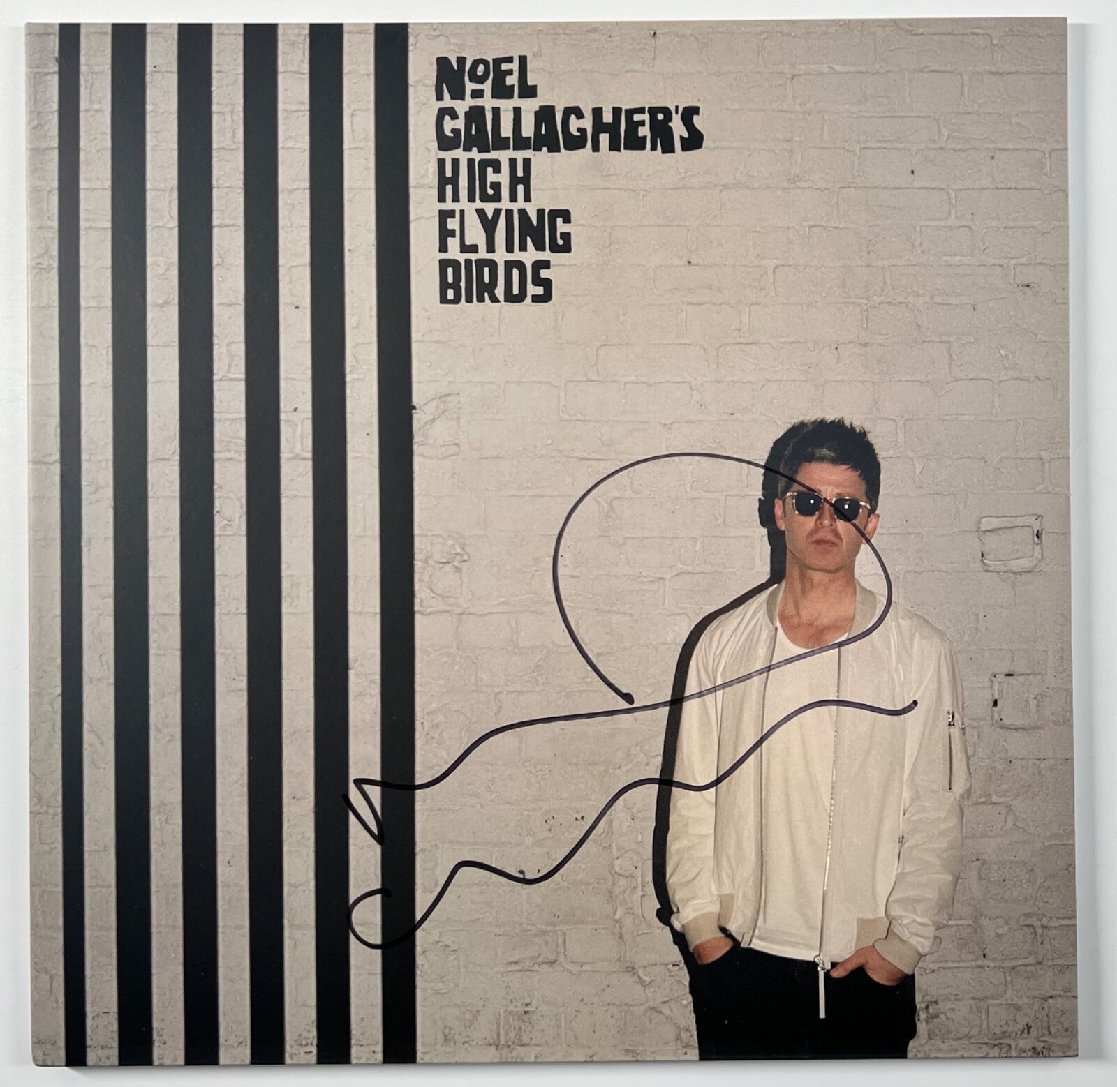 Noel Gallagher JSA Autograph Signed Album Vinyl Record High
