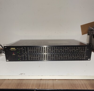 Yamaha Q2031A Graphic Equalizer