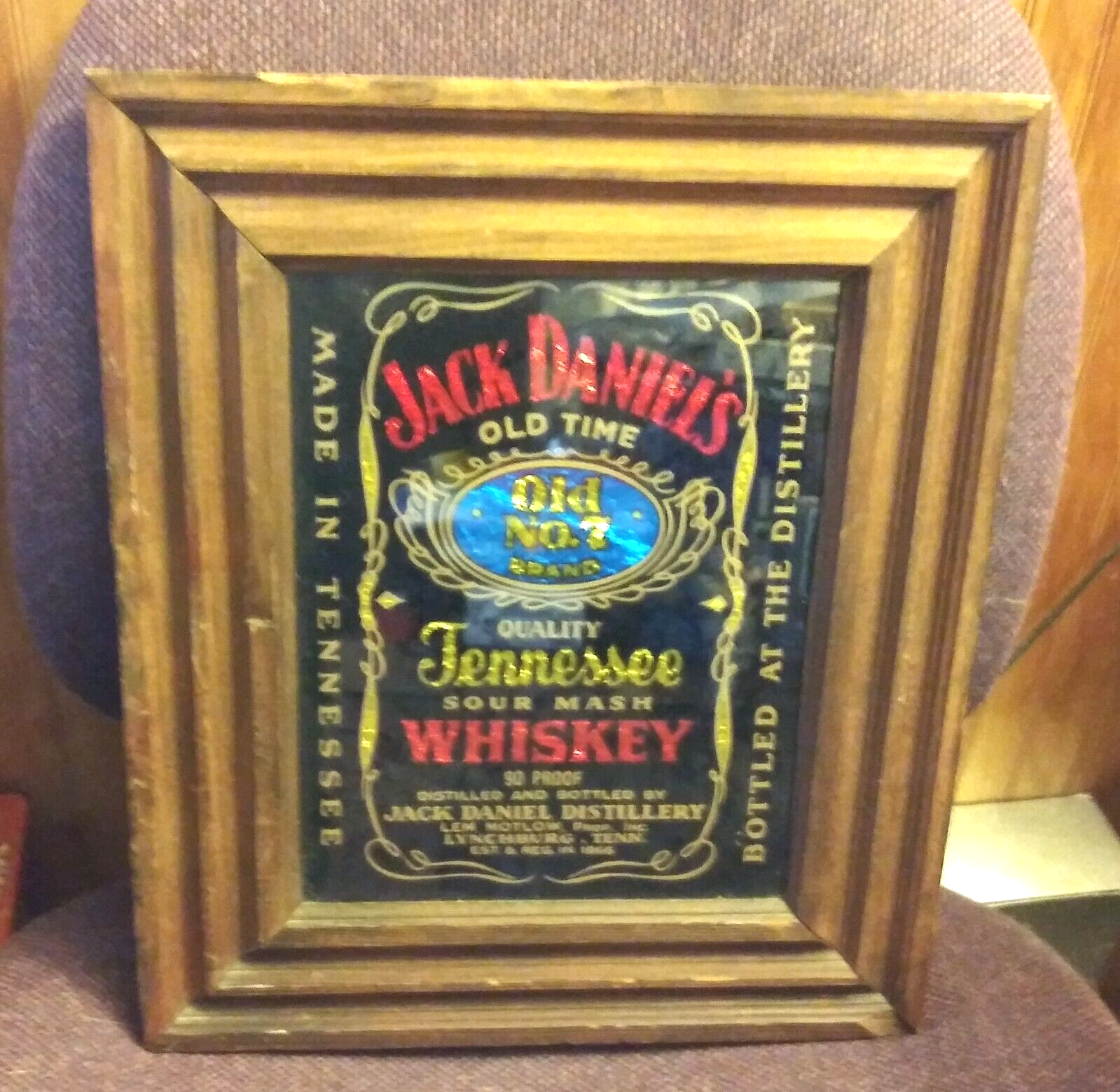 VINTAGE JACK DANIELS WHISKEY OLD No 7 WOOD FRAMED BAR MIRROR