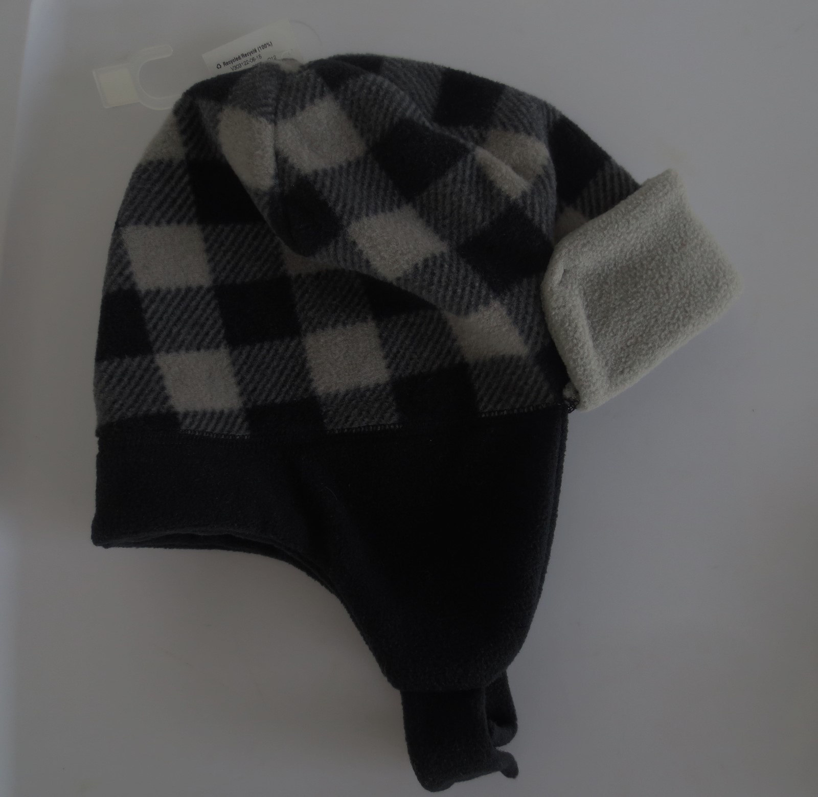 NEW Toddler  2T or 3T OLD NAVY Fleece Winter Hat Mitten Set Black Gray
