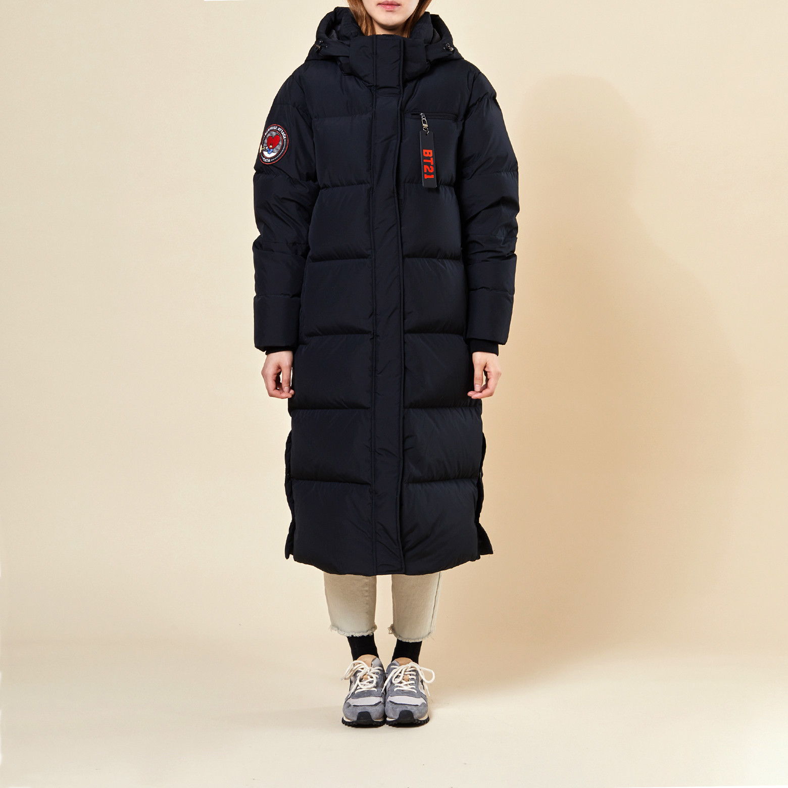 Bt21 Tata Long Bench Coat Long Padded Coat Size M 100