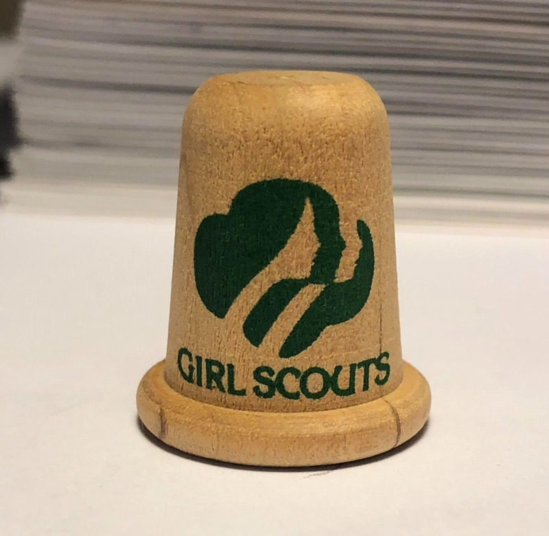 GIRL SCOUTS Wooden Thimble ~ Vintage?