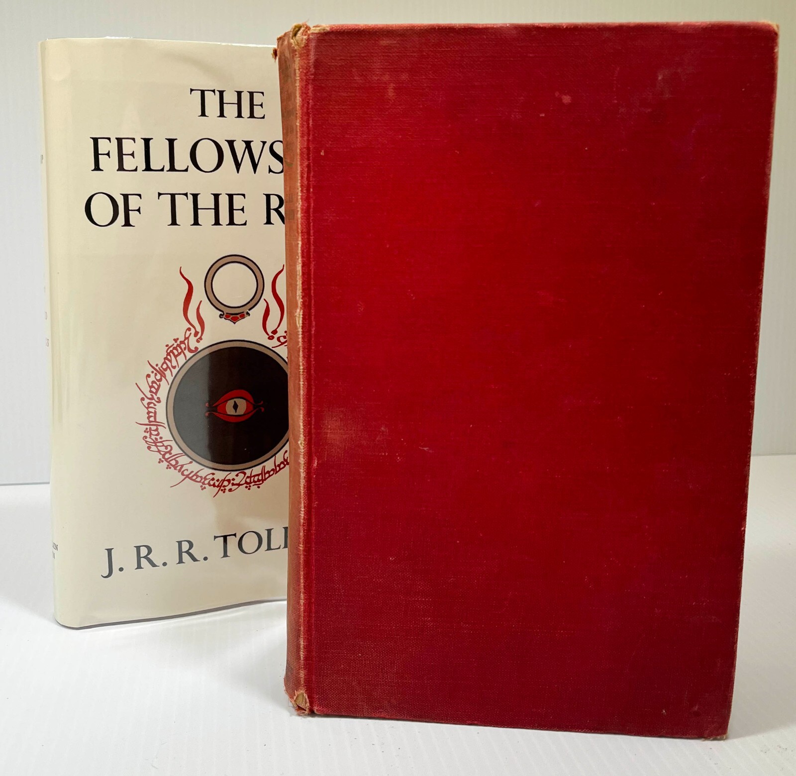 【中古】 FELLOWSHIP OF THE RING:ILLUSTRATED ED/HARPERCOLLINS UK/J.R.R. TOLKIEN 91AySaPLBJL._UF894,1000_QL80_.jpg