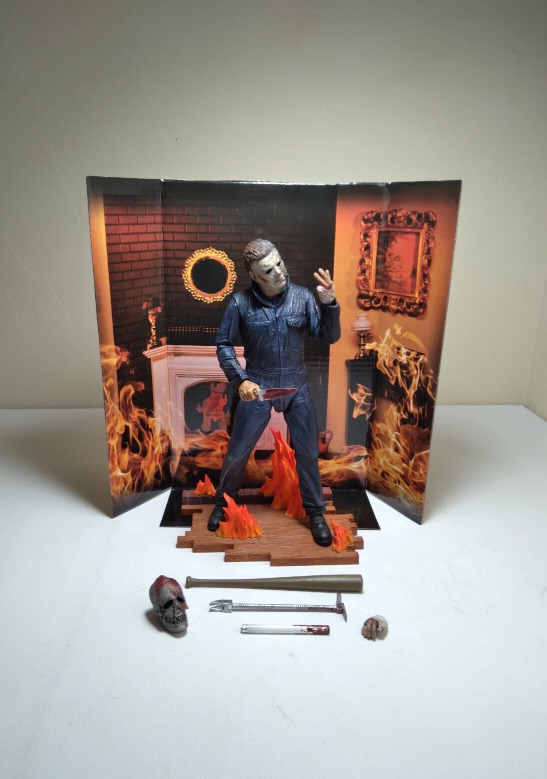 NECA HELLOWEEN&HELLOWEEN KILLS2体セット NECA 2021 Halloween Kills ULTIMATE MICHAEL MYERS & LAURIE