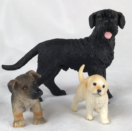 Schleich 1 dog and 2 puppies 2004-2010