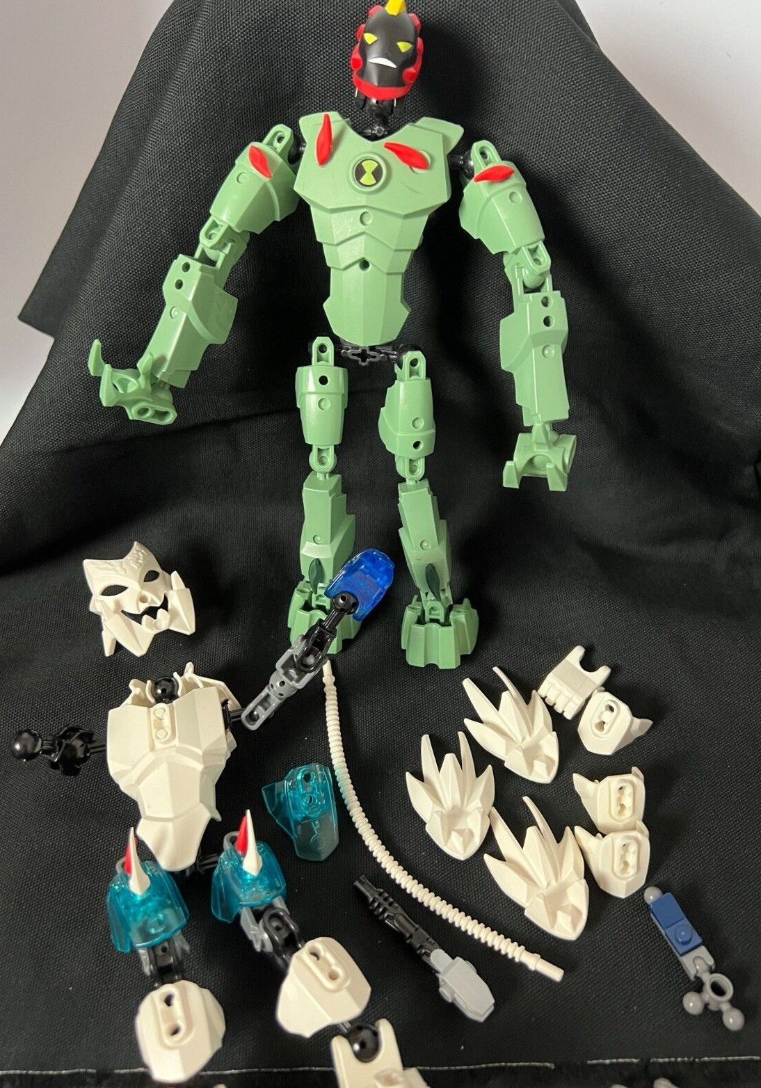 LEGO Ben 10 Alien Force 8410 Swampfire complete/44011 hero