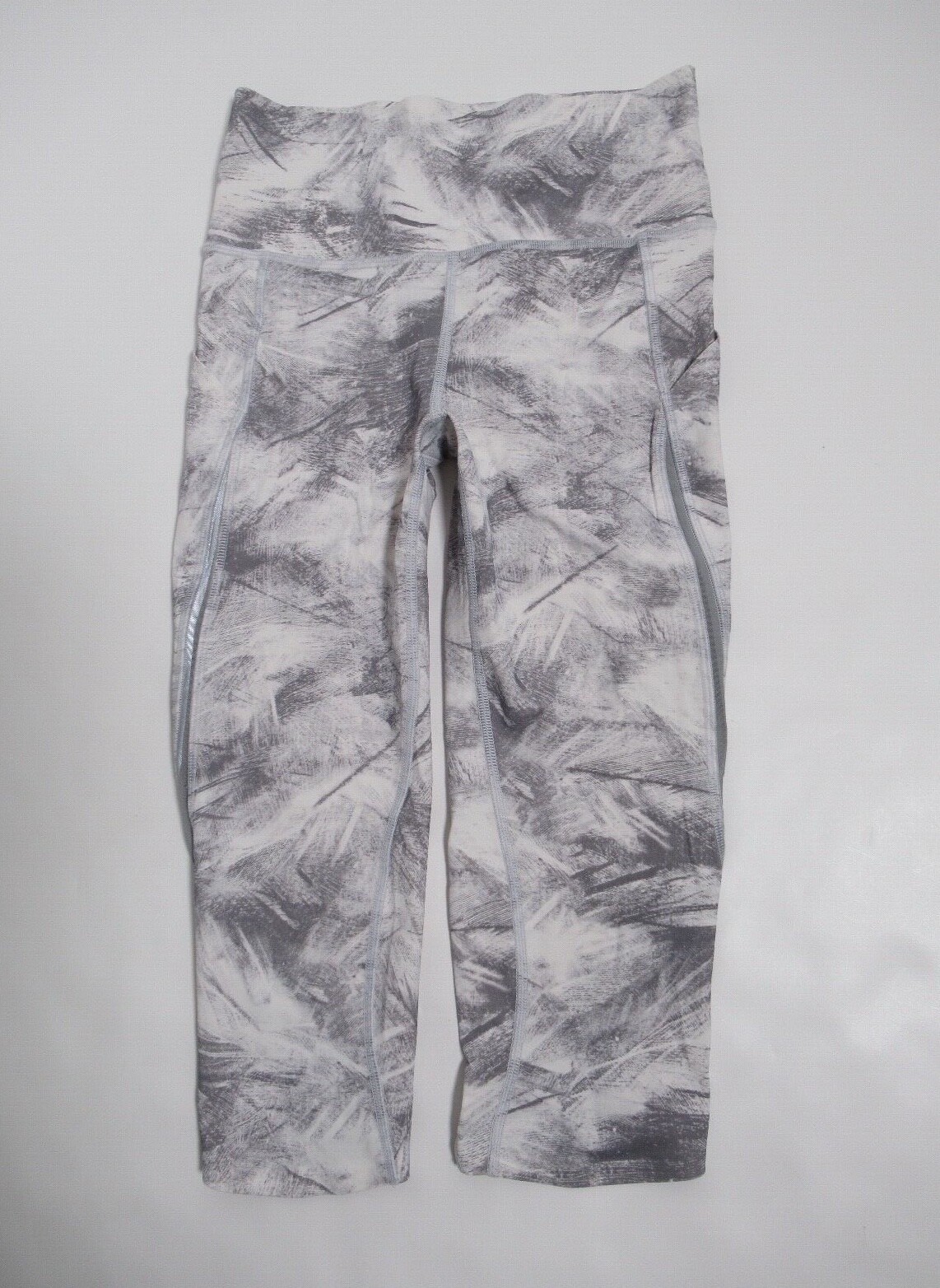 lululemon BasePaceHR Crop 17インチ サイズ4 Lululemon Base Pace High-Rise Crop 17