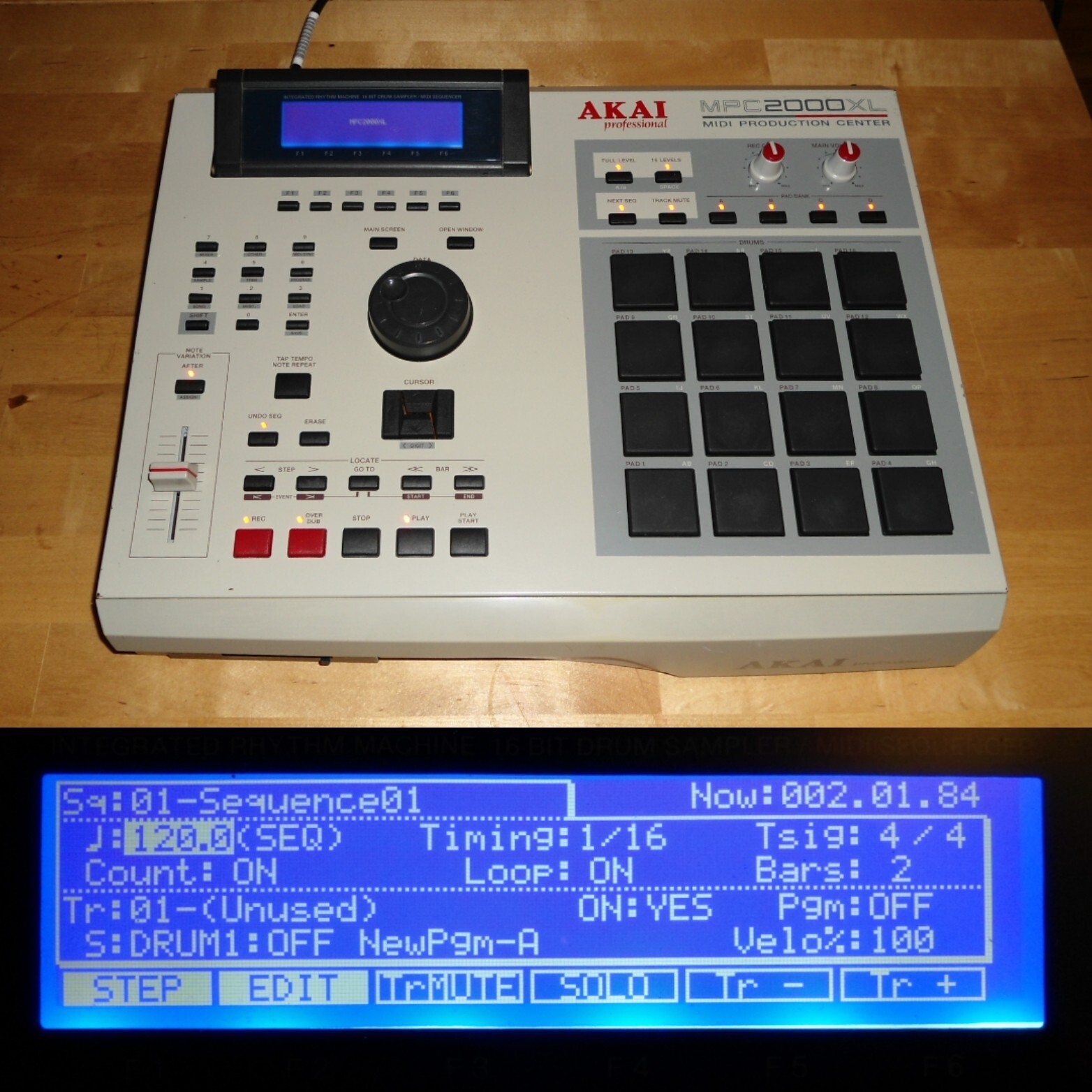 Akai MPC 2000XL w/Custom Black Pads/Buttons & Red LEDs 1GB Akai MPC 2000XL w/Custom Black Pads/Buttons & Red LEDs 1GB