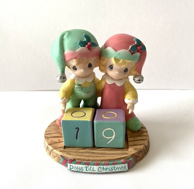 Precious Moments  Elves Countdown Days 'Till Christmas Figurine 2004 Retired