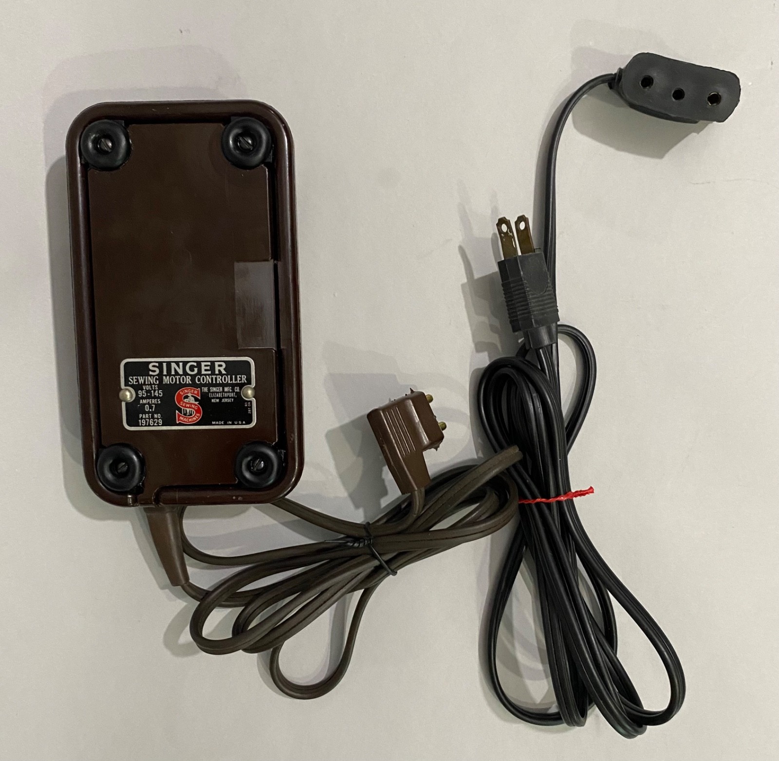 Vintage SINGER Sewing Machine Motor Controller 197629 w/AC