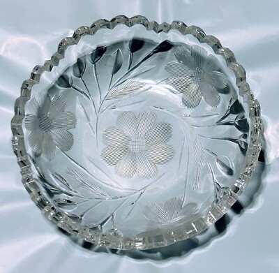 Vintage Saw Tooth Cut Lead Crystal Glass Candy Bowl 6'' x 2  with Daisies