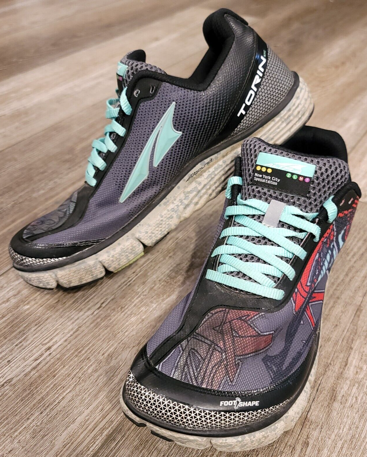 Altra Torin Womens US 9.5 NYC Innerflex Graffiti Special