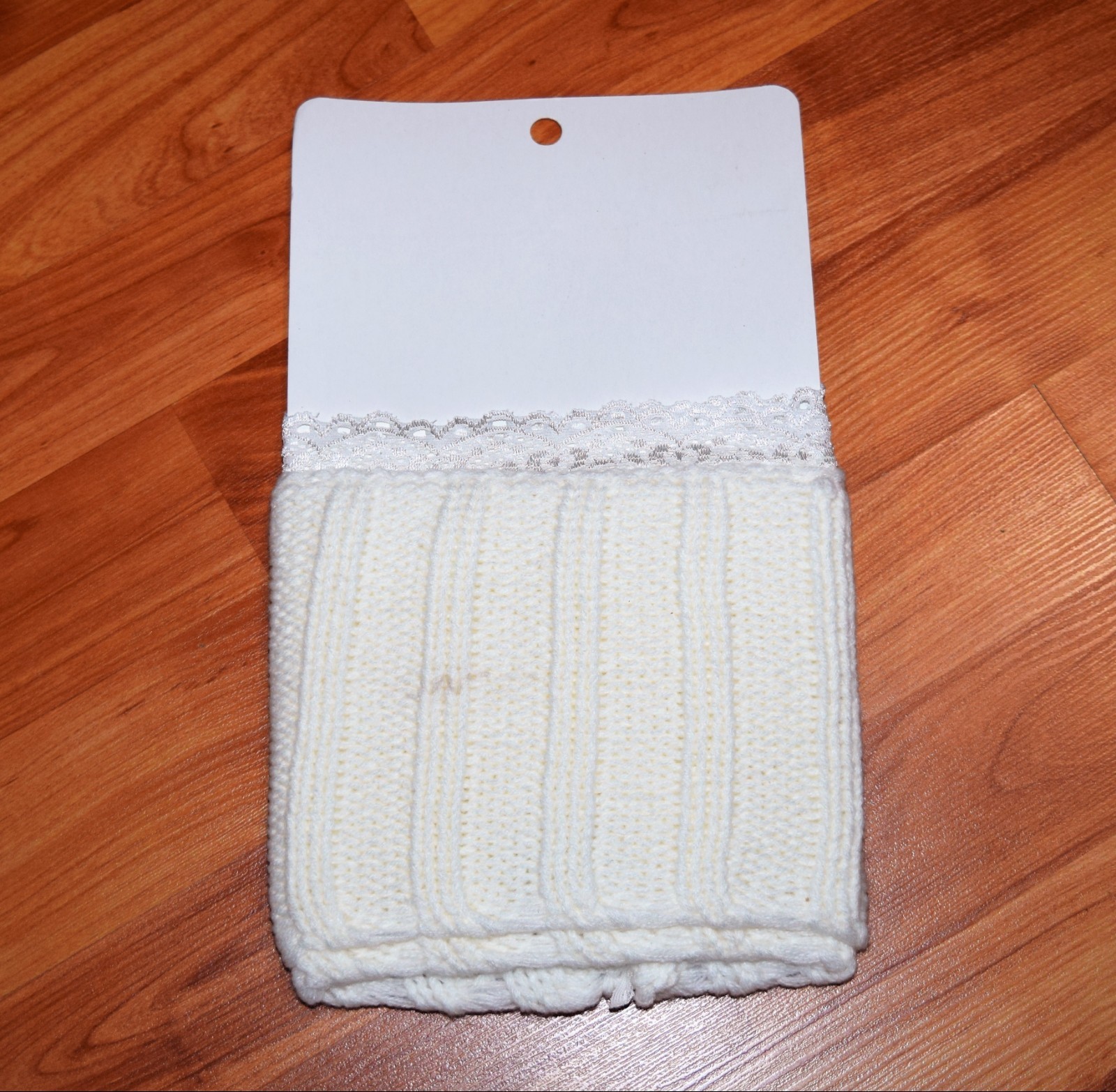 NEW IN PACKAGE  Women's Lace top BOOT CUFFS Partial Leg Warmers Boot Tops