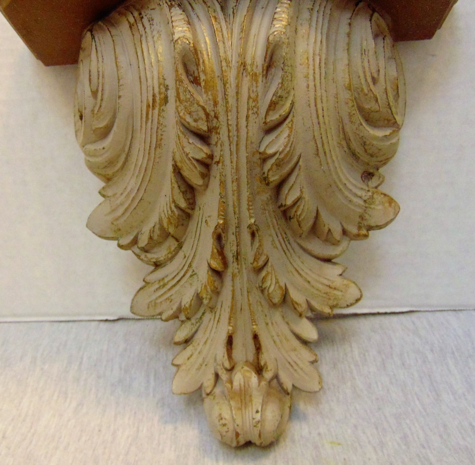 Home Interiors & Gifts Vintage GIA, INC Wall Hanging Shelf Candle Holder Plastic