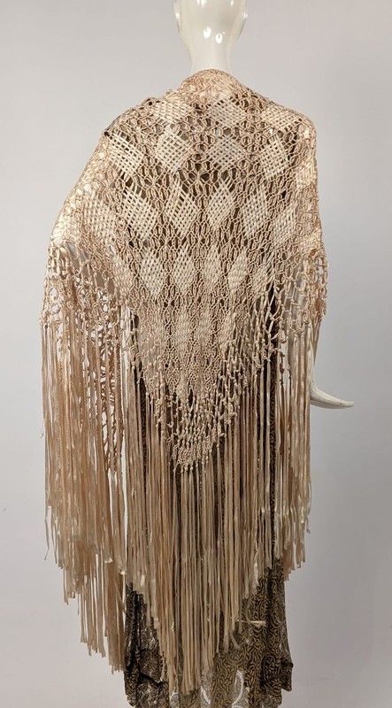 小物 camiel fortgens shawl vintage silk Vintage Motif Shawl — Navy – La Garçonne