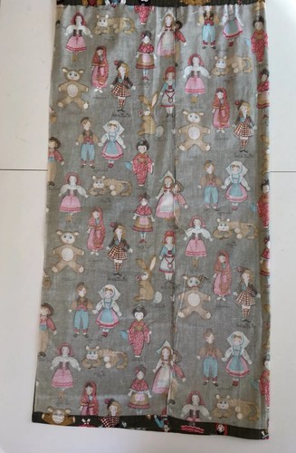 Vtg Novelty Juvenile Fabric Curtain Panel Large Scale Nationalities Animals