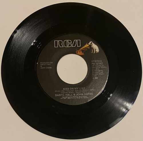 Daryl Hall & John Oates And Dub! レコード HALL & OATES - And Dub! レコード at Juno Records.