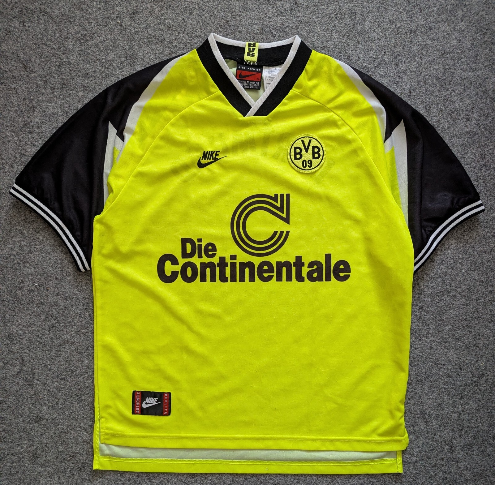 Nike Borussia Dortmund BVB 09 1995-96 Vintage Home Football