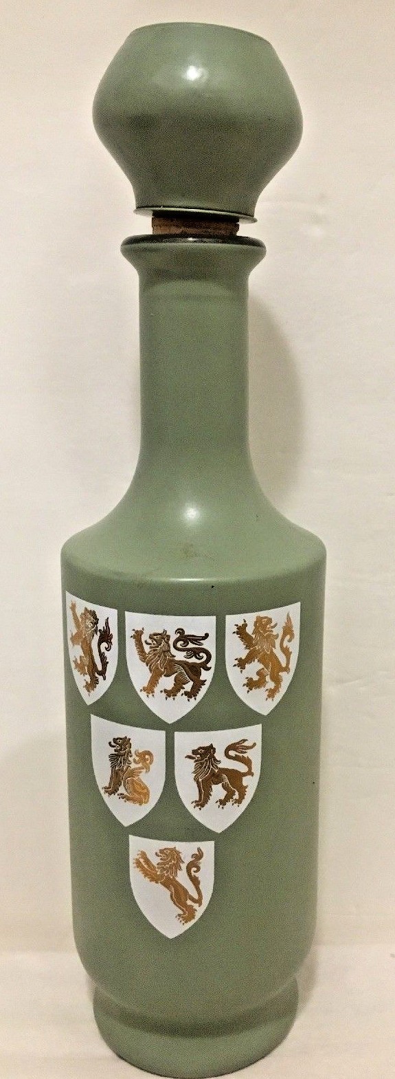Whiskey Decanter Bottle Liquor Green Glass Lion Design Bar Ware Dinning 12