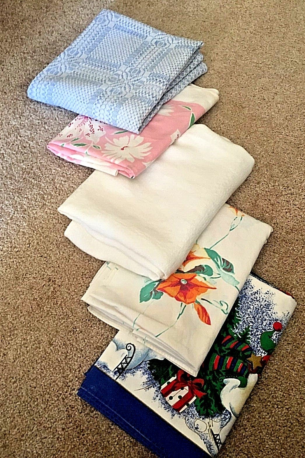 Lot of 5 Vintage Tablecloths, Florals, White, Christmas, Assorted Sizes - NICE