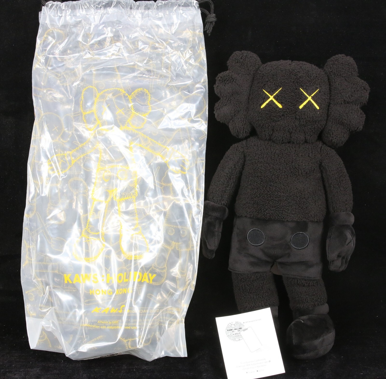KAWS Holiday Plush Hong Kong 2019 BLACK original mint KAWS Holiday Plush Hong Kong 2019 BLACK original mint