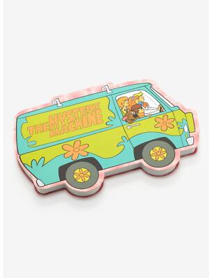 Mad Beauty Scooby-Doo! Mystery Machine Eyeshadow Palette 12 Shades