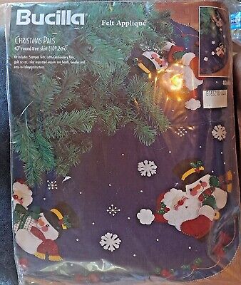 VTG (1997) New Bucilla Felt Tree Skirt Kit "CHRISTMAS PALS" 43" Round #83668