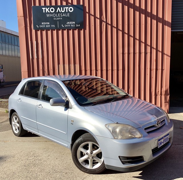 2004 TOYOTA COROLLA AUTOMATIC HATCH WITH GOOD SERVICE HISTORY | Cars