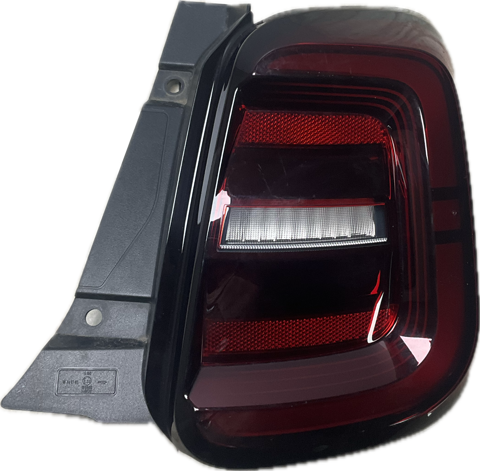 Fanale posteriore destro per modello FIAT 500E elettrica codice 20270201 usato