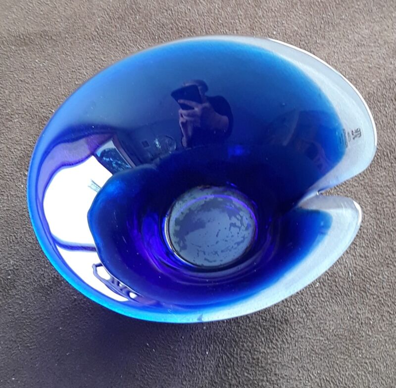 Mats Jonasson Maleras Blue Magic 4.5" Art Glass Bowl Sweden  Blue Excellent Cond