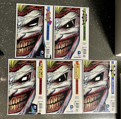 Lot of (5) DC Comics-Death of the Family Die Cut Cover Comics , 2014.
