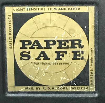 11x14 darkroom paper safe in very good used condition