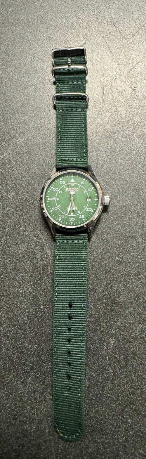 Seiko Watch 4R35B 23 Jewels with Green Band | eBay Seiko Watch 4R35B 23 Jewels with Green Band | eBay