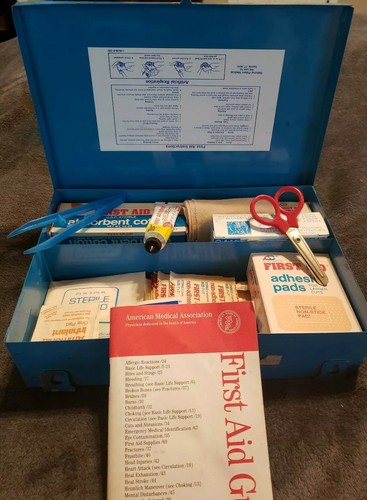 Vintage blue ACME INDUSTRIAL FIRST AID KIT #25 metal box w/first aid guide