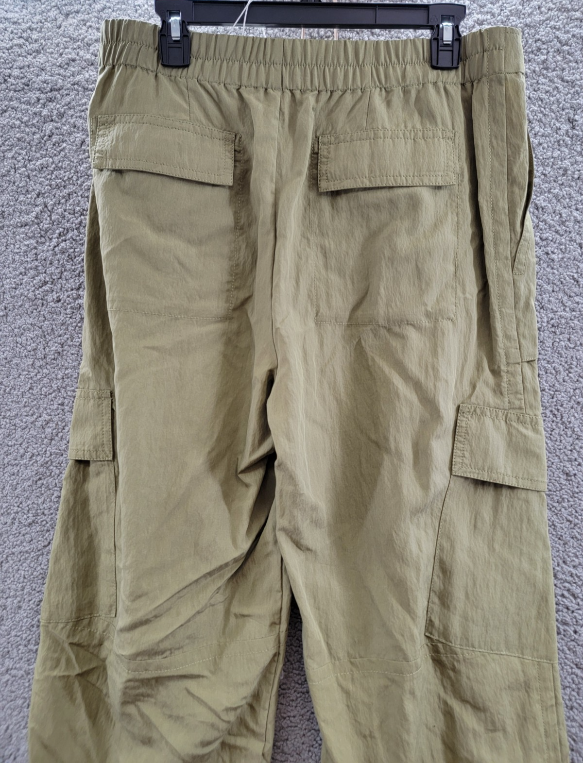 Vince Mid-Rise Fluid Cargo Pants Women 10 Earthly Zip Fly with Button Closure - Picture 13 of 18