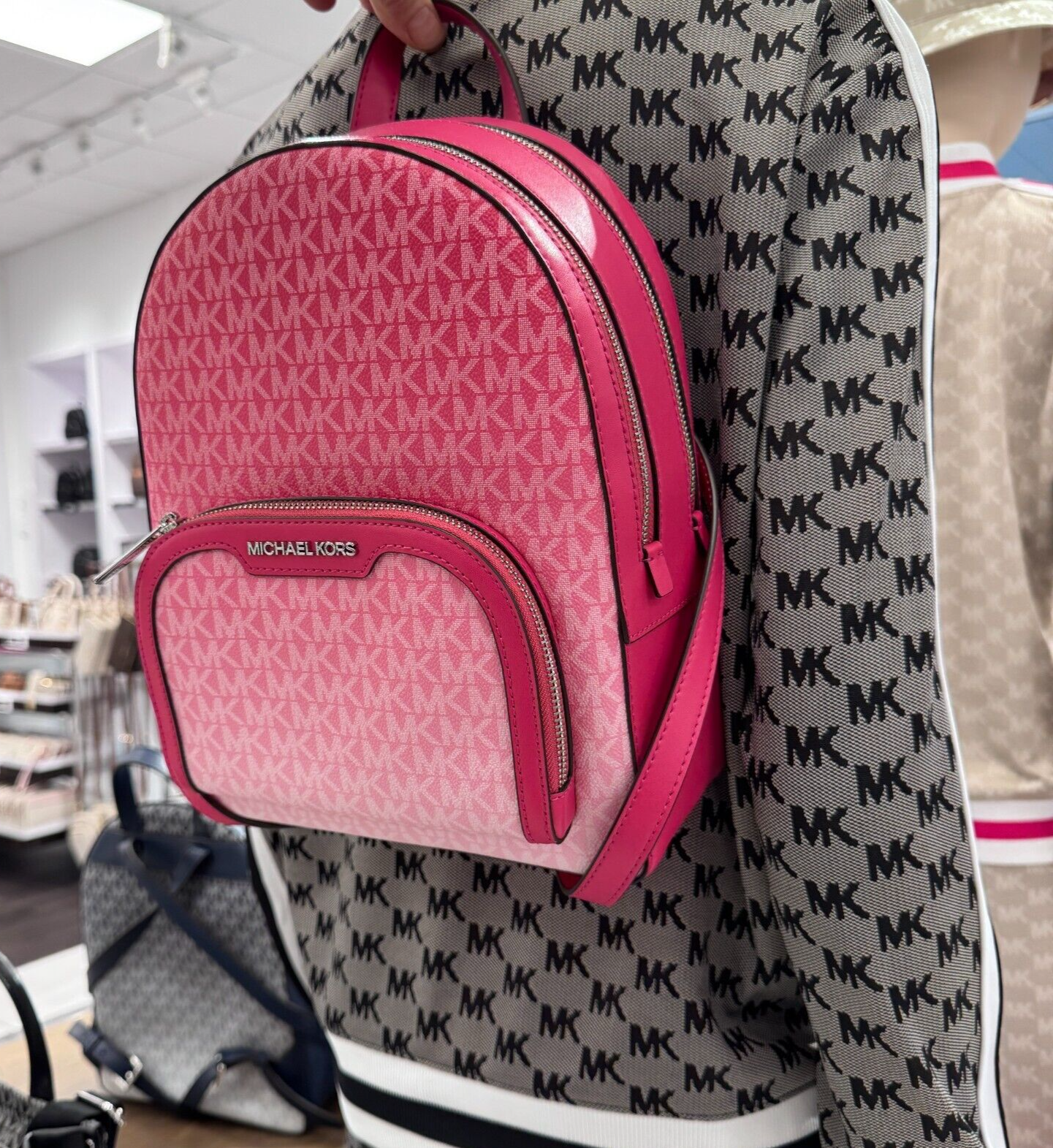 バッグ m_m24 Michael Kors Small Jaycee XS Convertible Backpack, Light